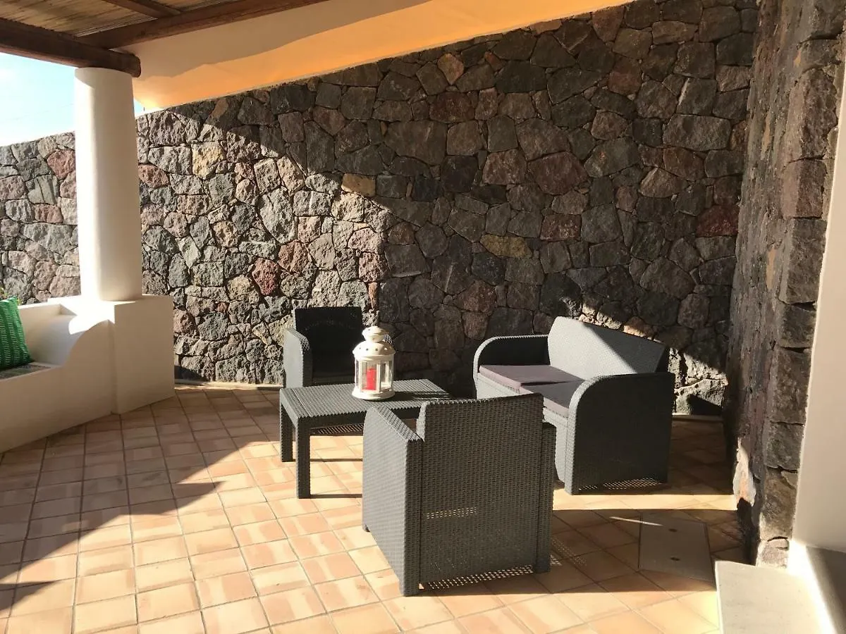 아파트 Salina Case Vacanze 산타마리나살리나